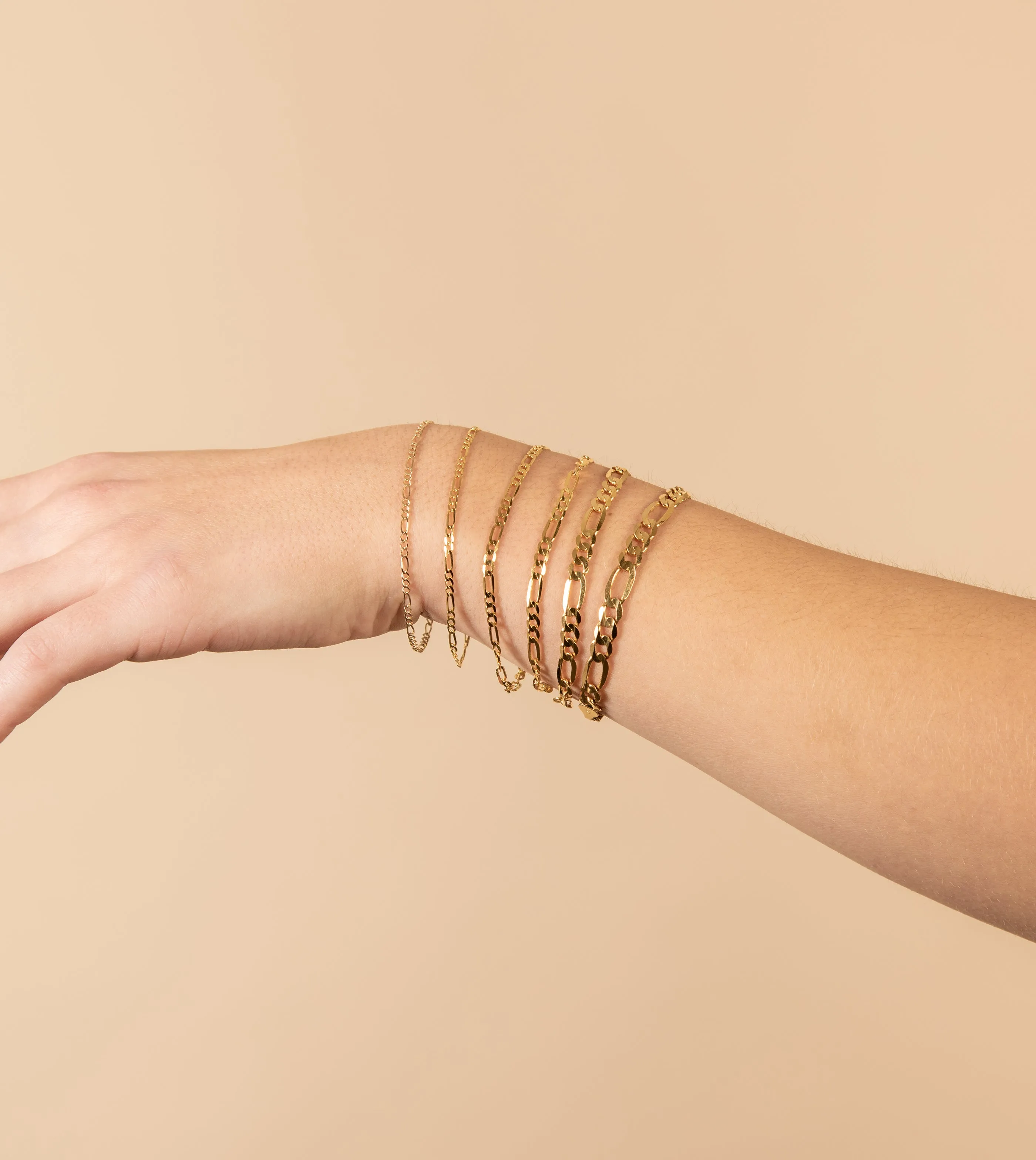 10k Gold Figaro Link Chain Bracelet