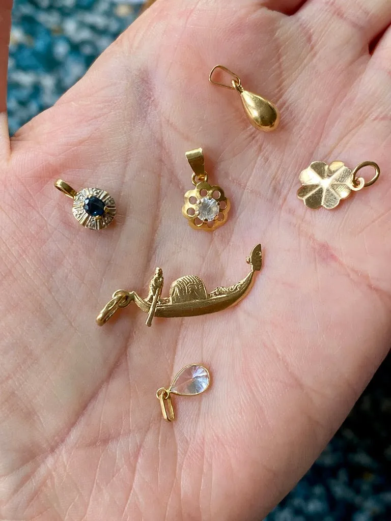 18k gold Swedish vintage charm or pendant - 4-Leaf Clover