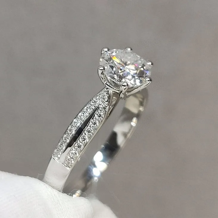 18K White Gold Round Cut 1ct 9mm Diamond Star Queen Engagement Ring