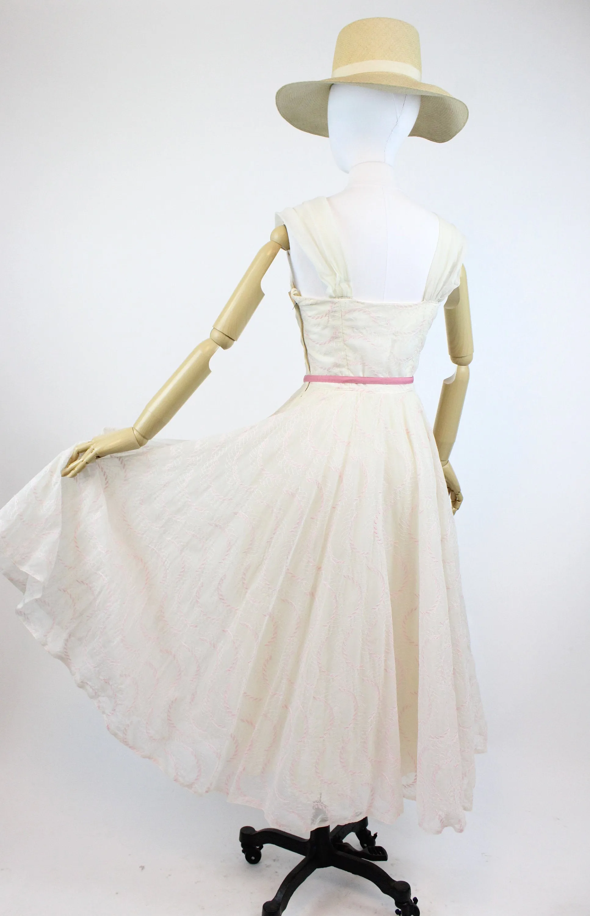 1950s Mitzi Morgan embroidered organza dress xs | new spring