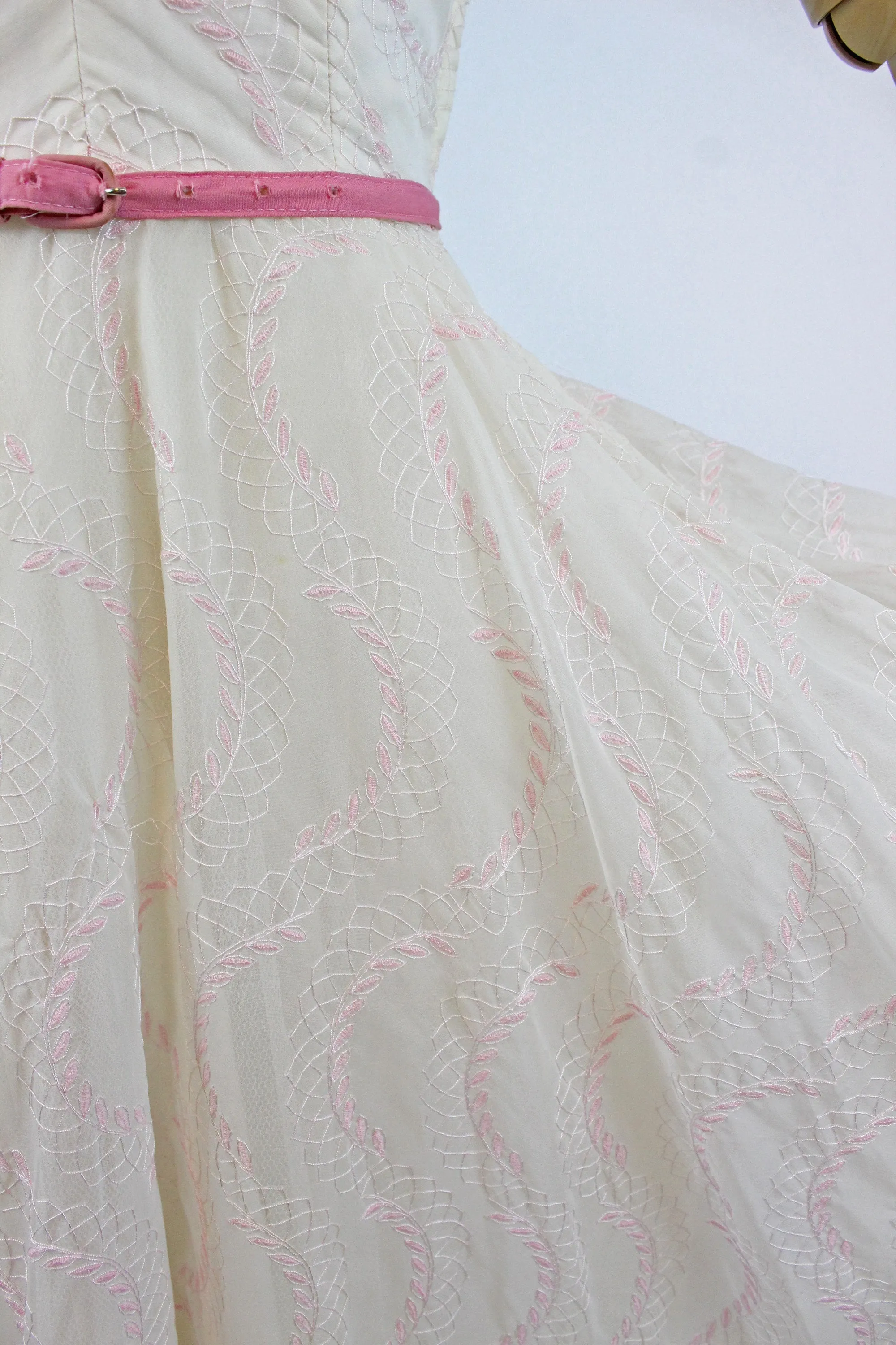1950s Mitzi Morgan embroidered organza dress xs | new spring