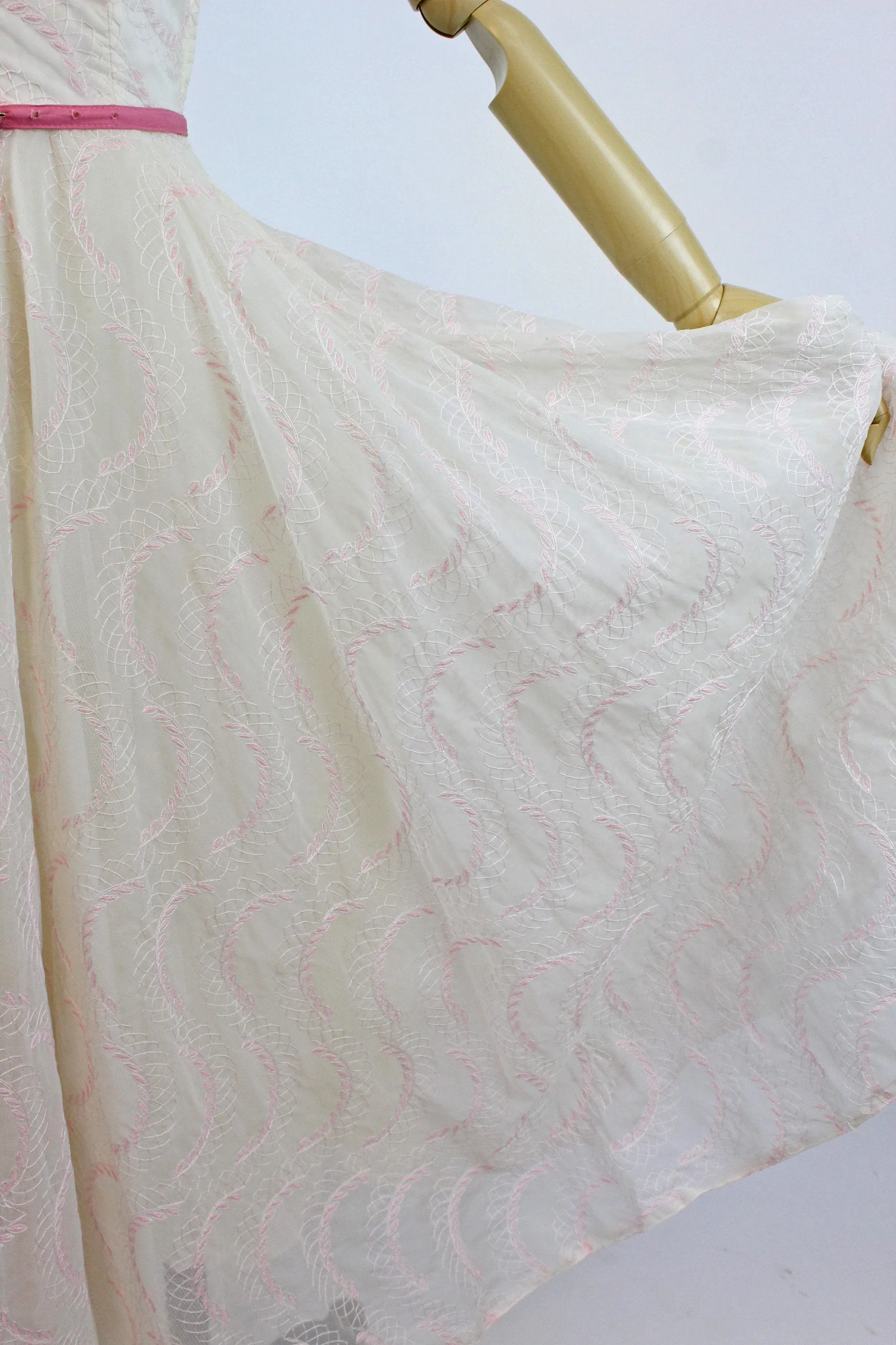 1950s Mitzi Morgan embroidered organza dress xs | new spring