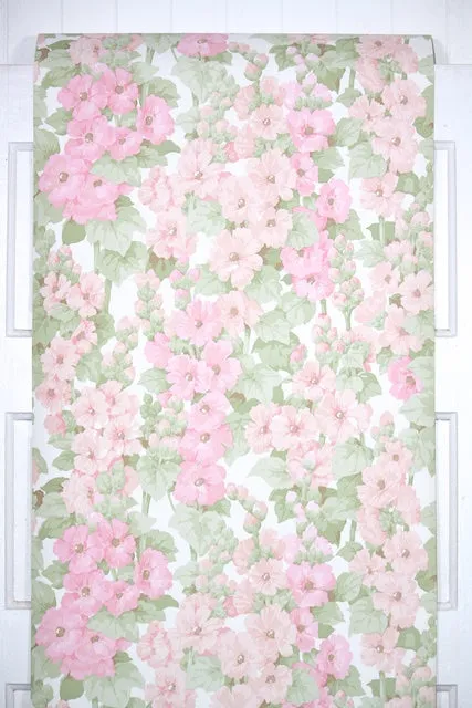 1970s Floral Vintage Wallpaper