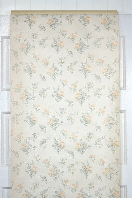 1980s Floral Vintage Wallpaper