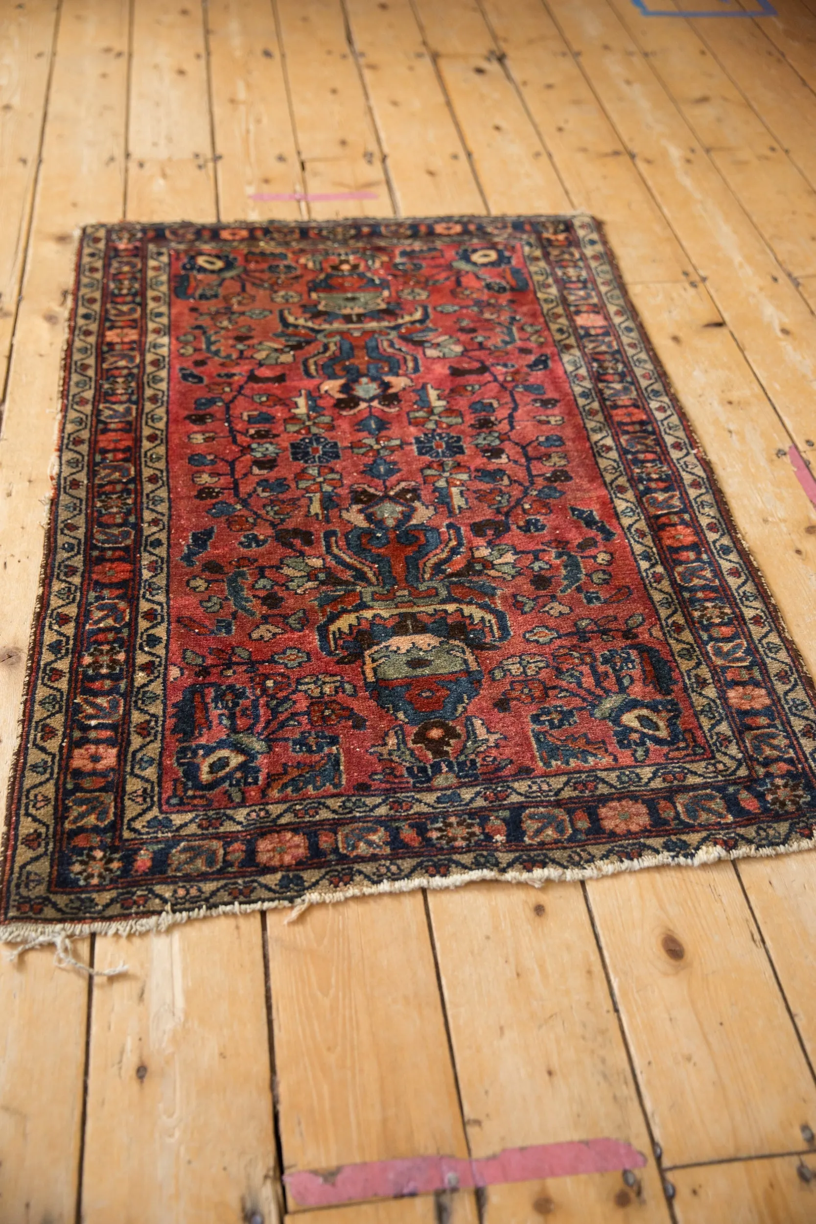 2.5x4 Vintage Fine Lilihan Rug