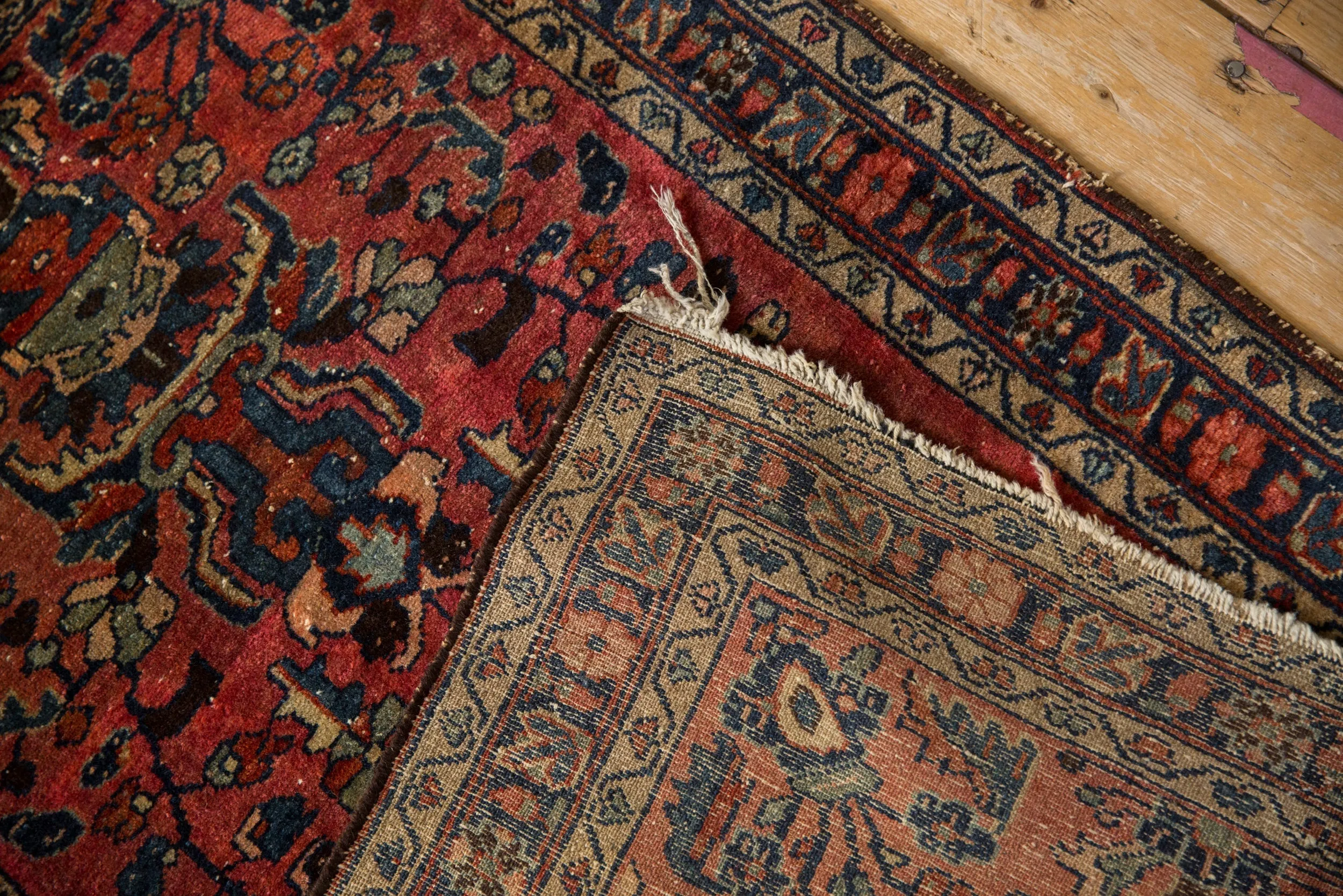 2.5x4 Vintage Fine Lilihan Rug
