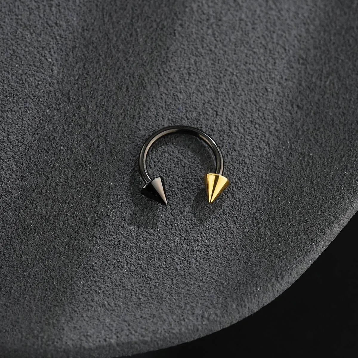 2PCS Internally Threaded Titanium Gold-Black Spike CBR Septum Ring Set