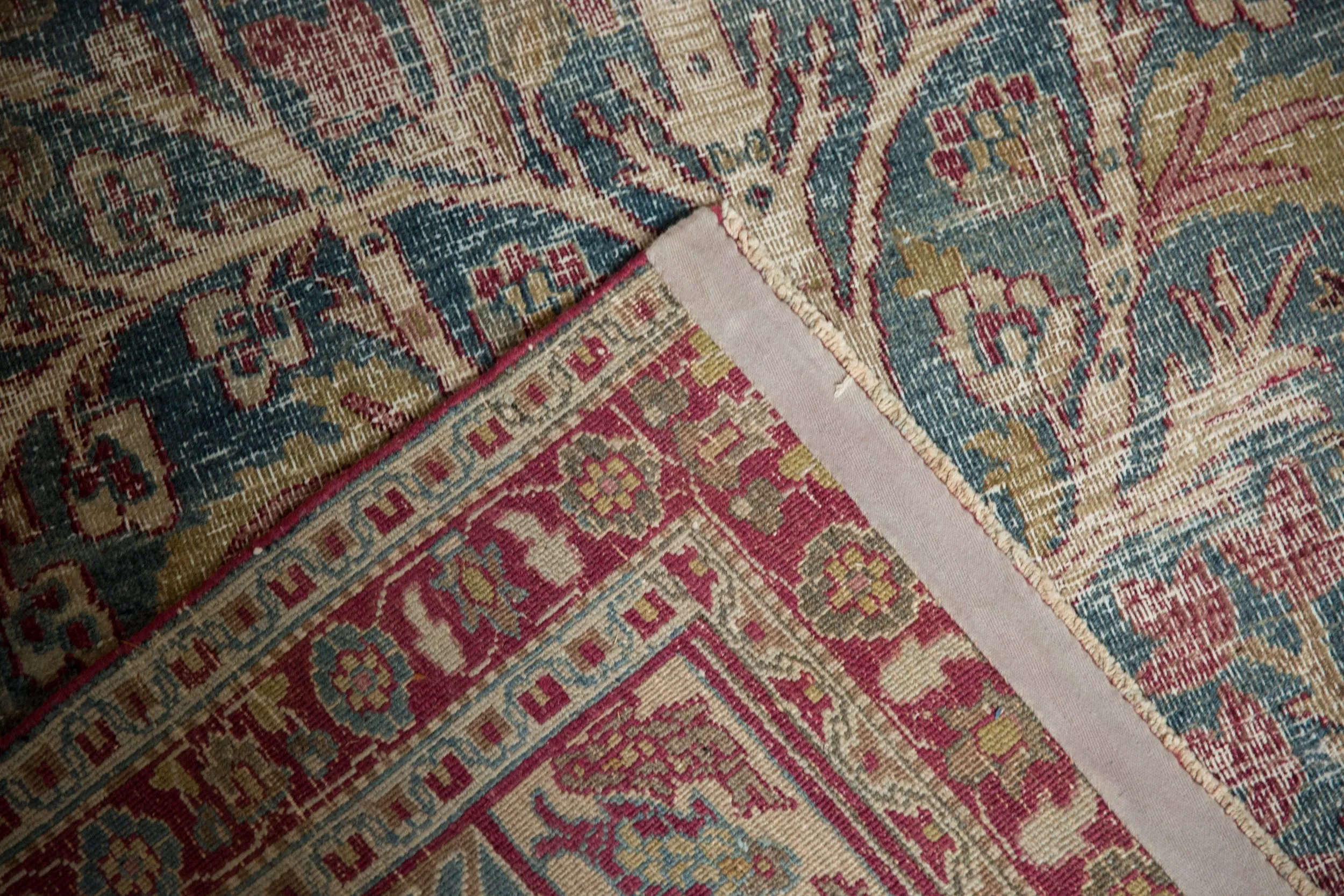 4.5x7 Vintage Distressed Meshed Rug