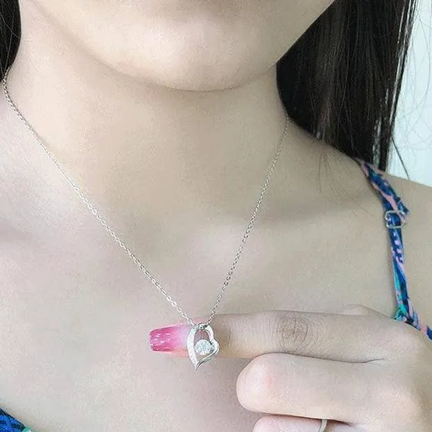 5.0mm D Color 0.5 Ct Diamond Heart Necklace