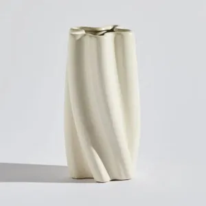 Ben David Swirl Vase Small White