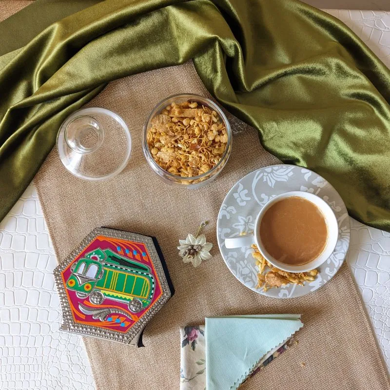 Bus Chamakpatti Napkin Holder