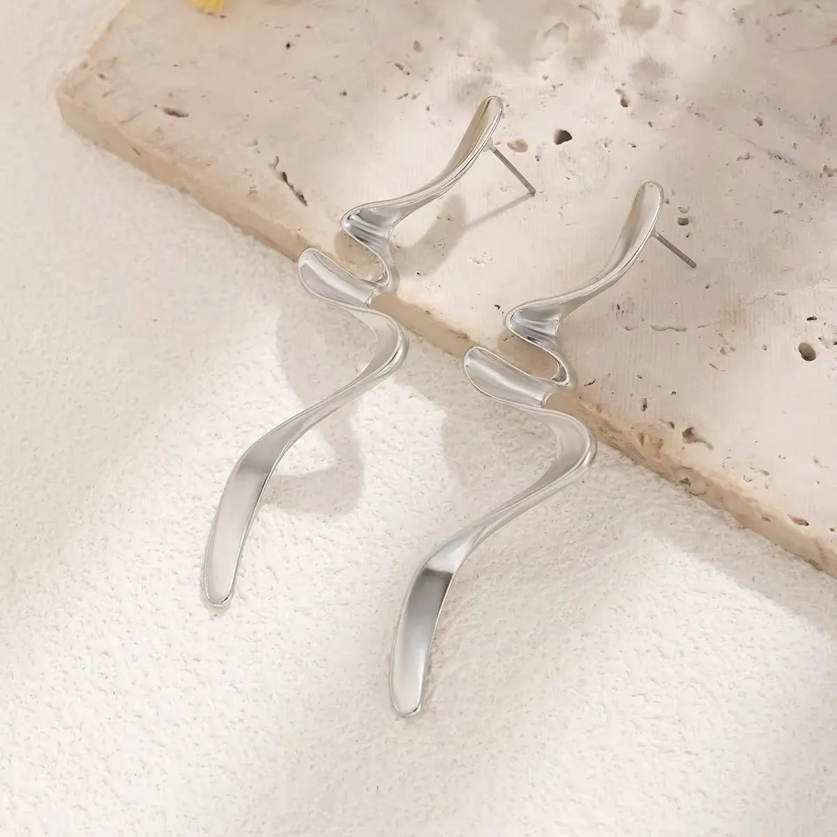 Creative Design Irregular Metal Twisted Drop Earrings
