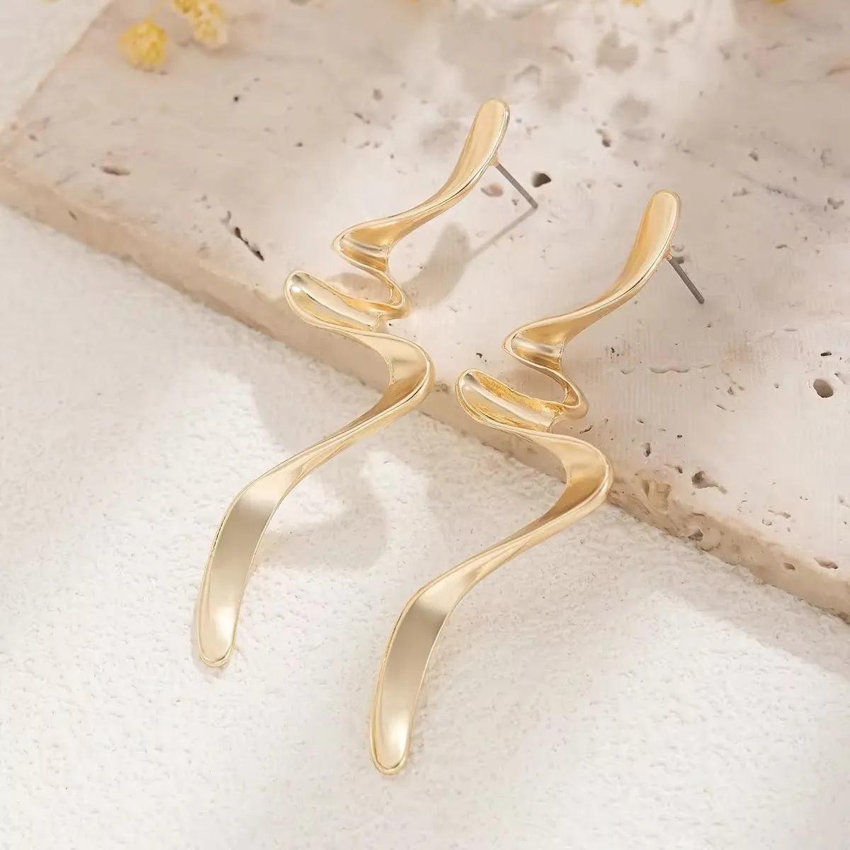 Creative Design Irregular Metal Twisted Drop Earrings