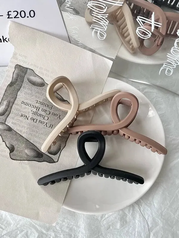 Criss Cross Hair Claw