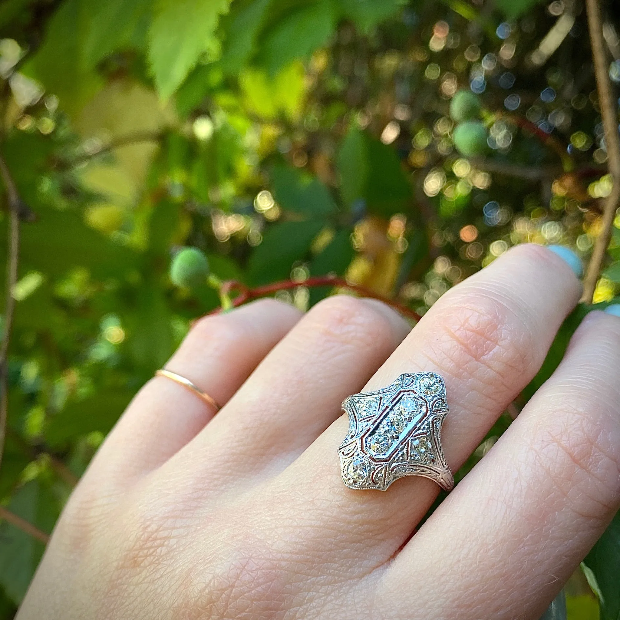 Exquisite Engraving Diamond Filigree Deco Ring