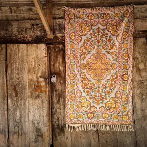 FLORAL DESIGN SILK RUG 3 X 5 FT