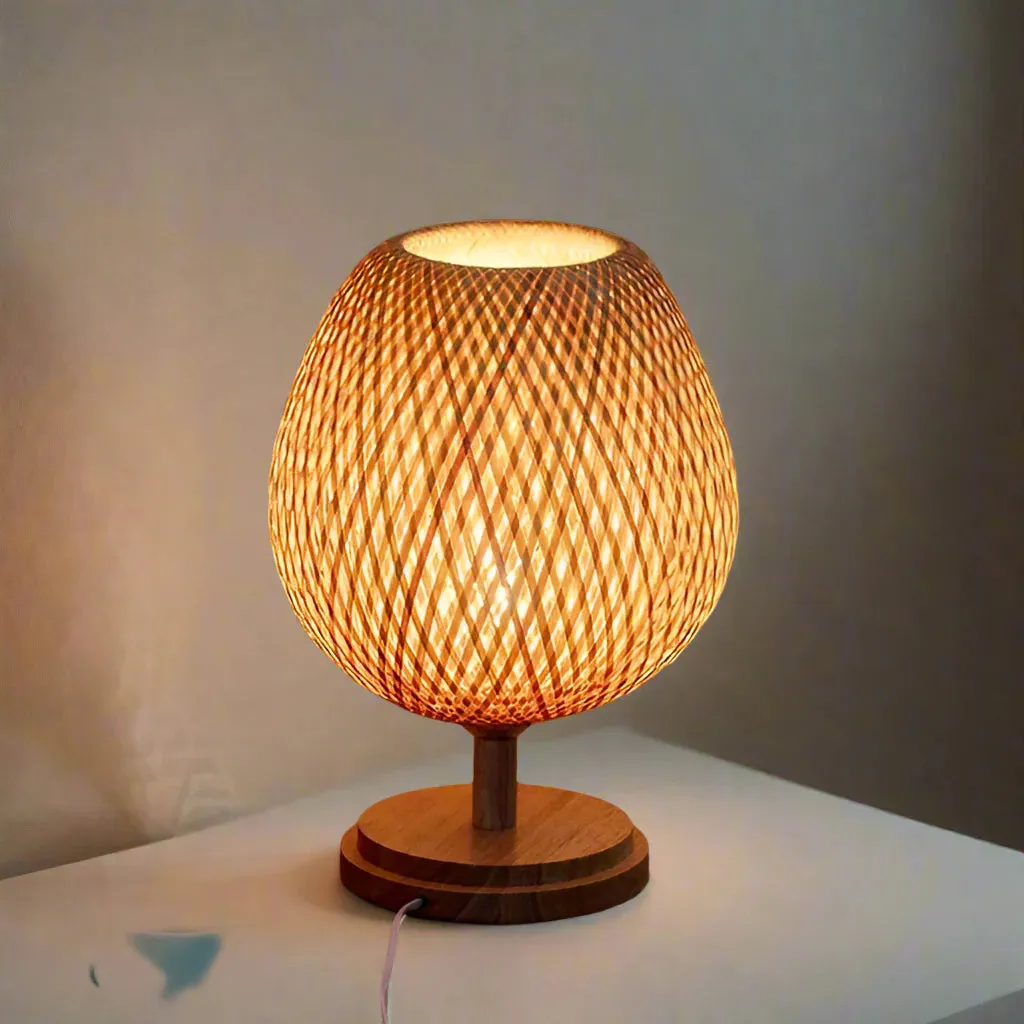 GlowCrest | Artistic Table Lamp for Cozy Spaces