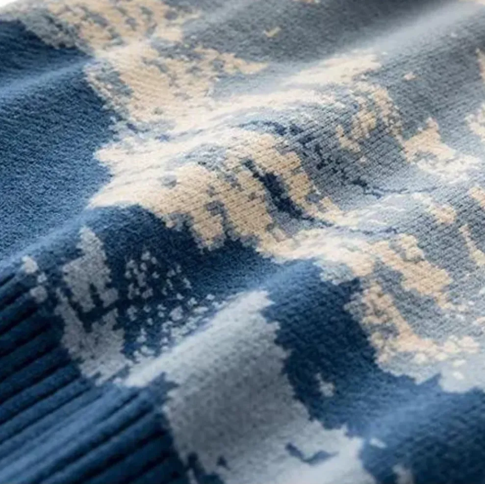 Godelief - men's jumper with striking mountain print
