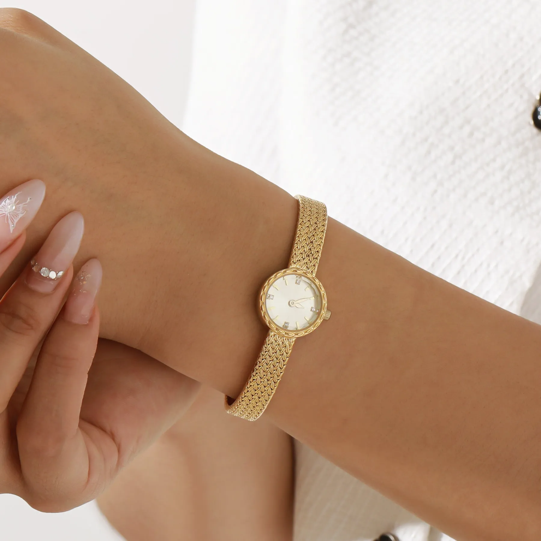 Golden Whisper Vintage Womens Watch