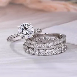 Gorgeous 4 Prong Round Cut Simulated Diamond Ring Set