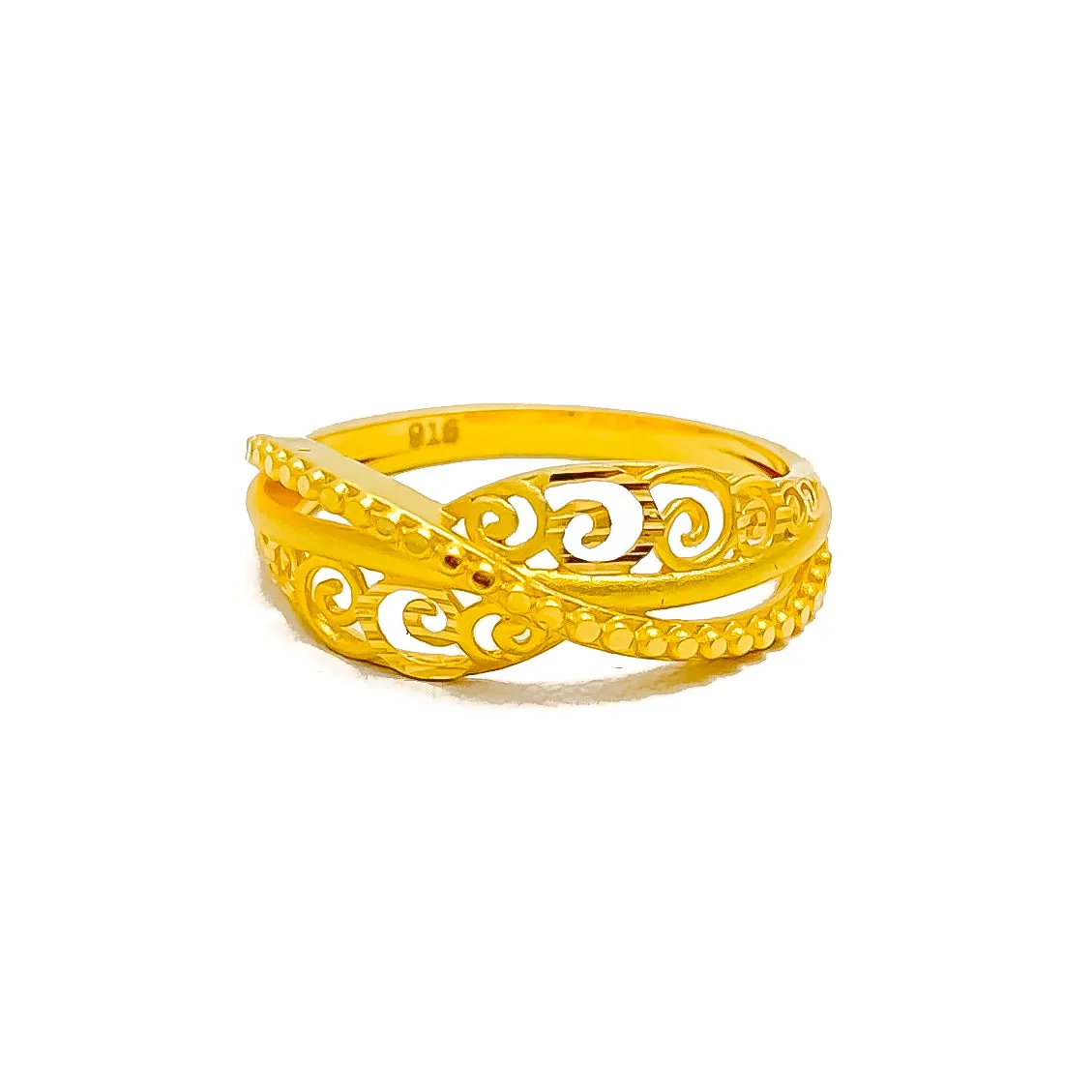 Gorgeous Petite 22k Gold Ring