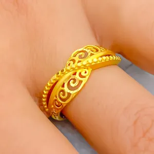 Gorgeous Petite 22k Gold Ring