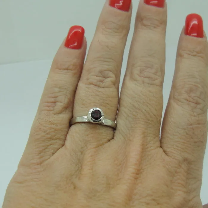 Hadar Designers Red Zircon Ring 925 Sterling Silver size 7 Handmade Art () LAST