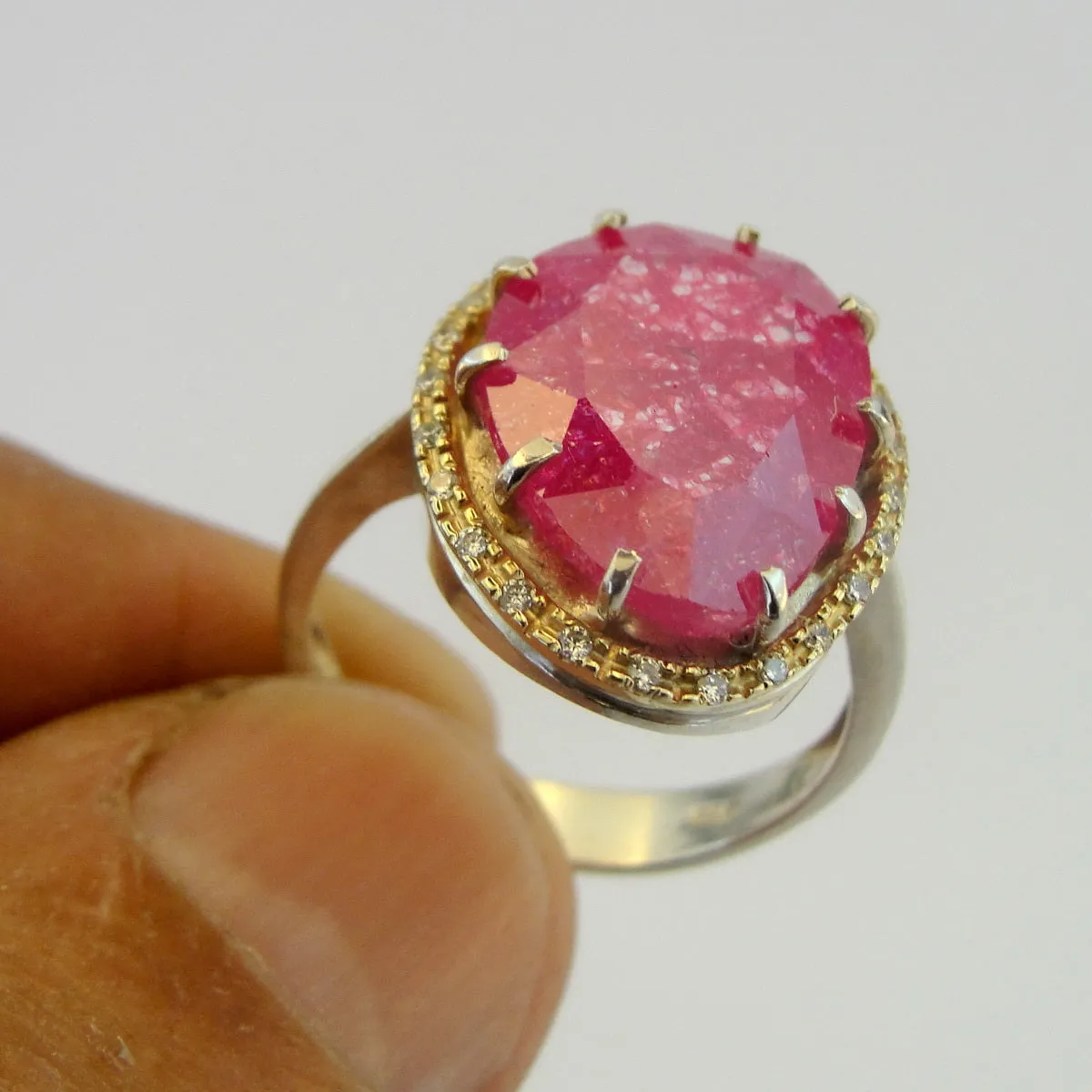 Hadar Designers Ruby zircon Ring 9k Yellow Gold Sterling Silver 8.5 (ms 1430)Y