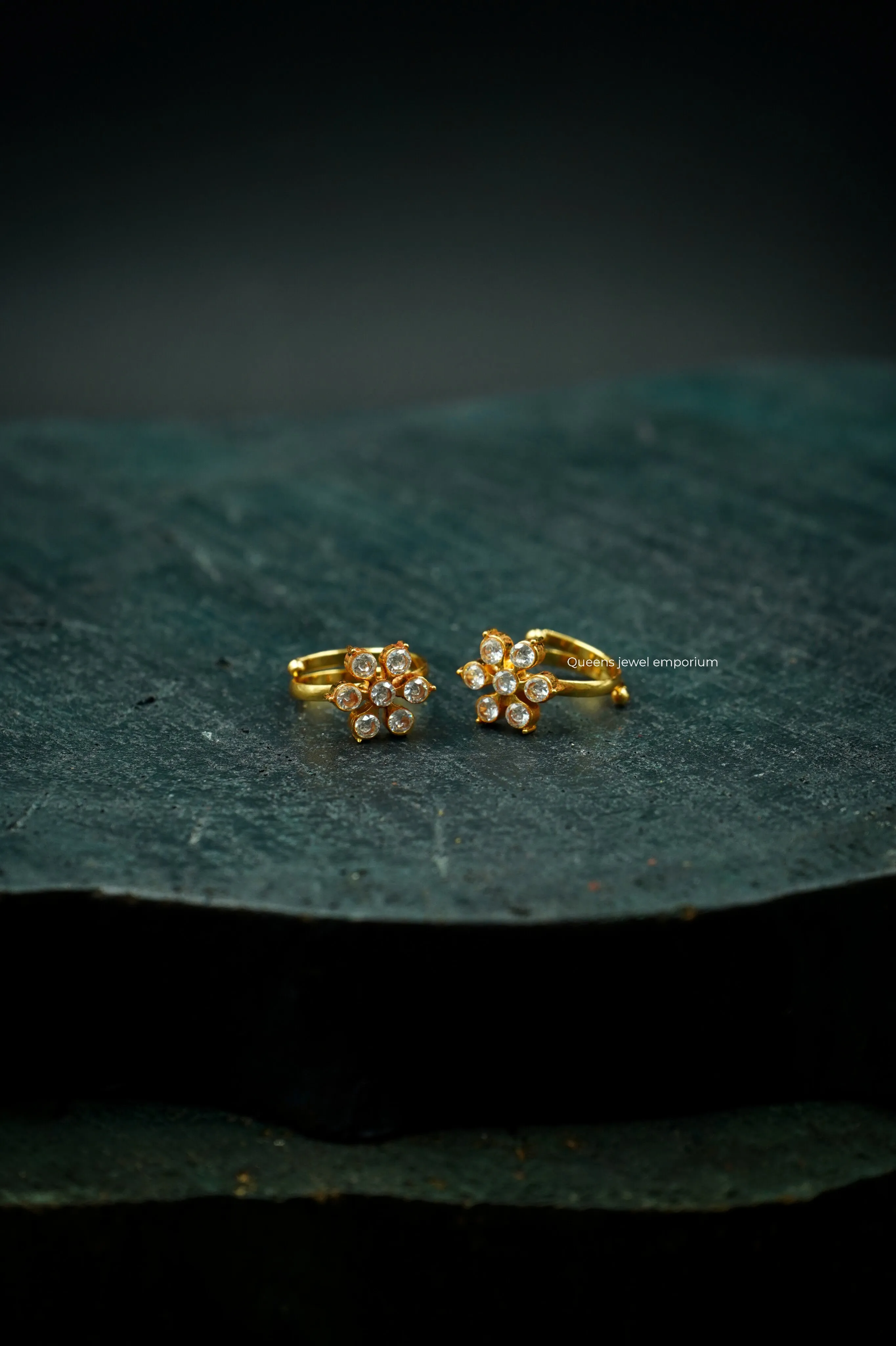 KANIKA TOE RING