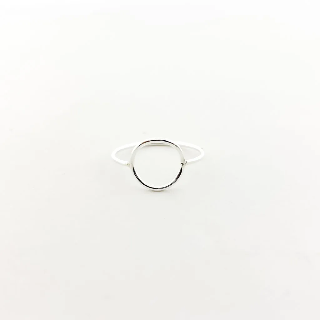 Luna Circle Ring | Silver