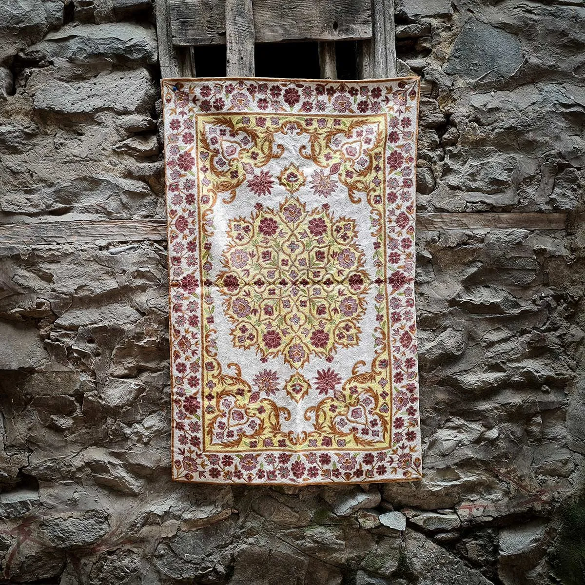 MODERN ART FLORAL SILK RUG 4 X 2.5 FT