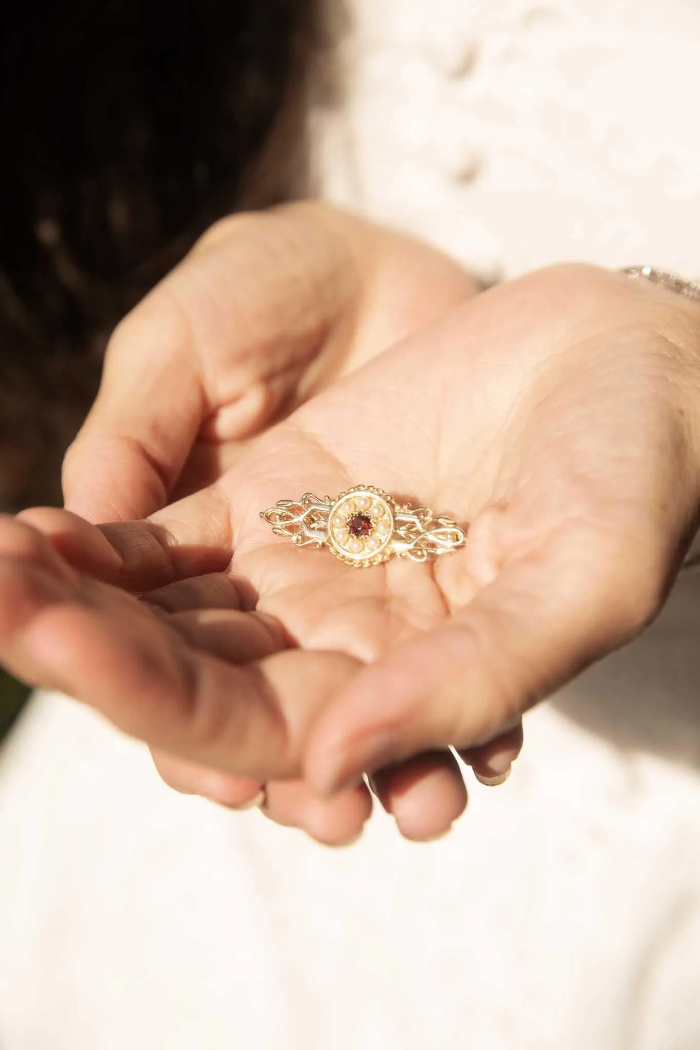 Morgana 1990s Garnet & Seed Pearl Brooch 9ct Gold