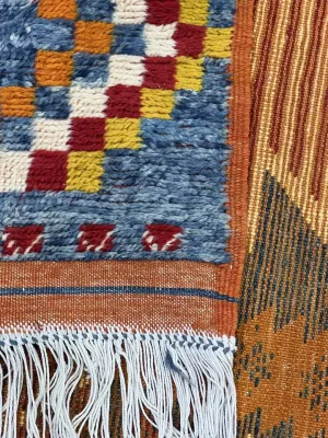 Moroccan area rug from Tazenakht, Wool and Thread, 203cm x 141cm or 6.66ft x 4.63ft