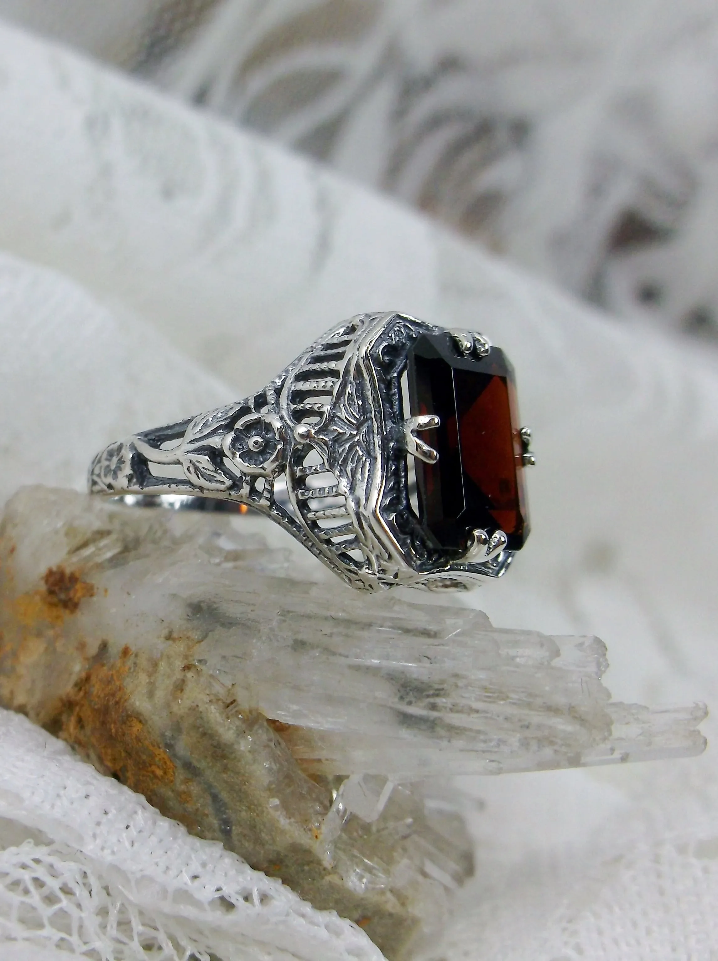 Natural Red Garnet Ring, Lovely Rectangle Gem, Edwardian Jewelry #D148
