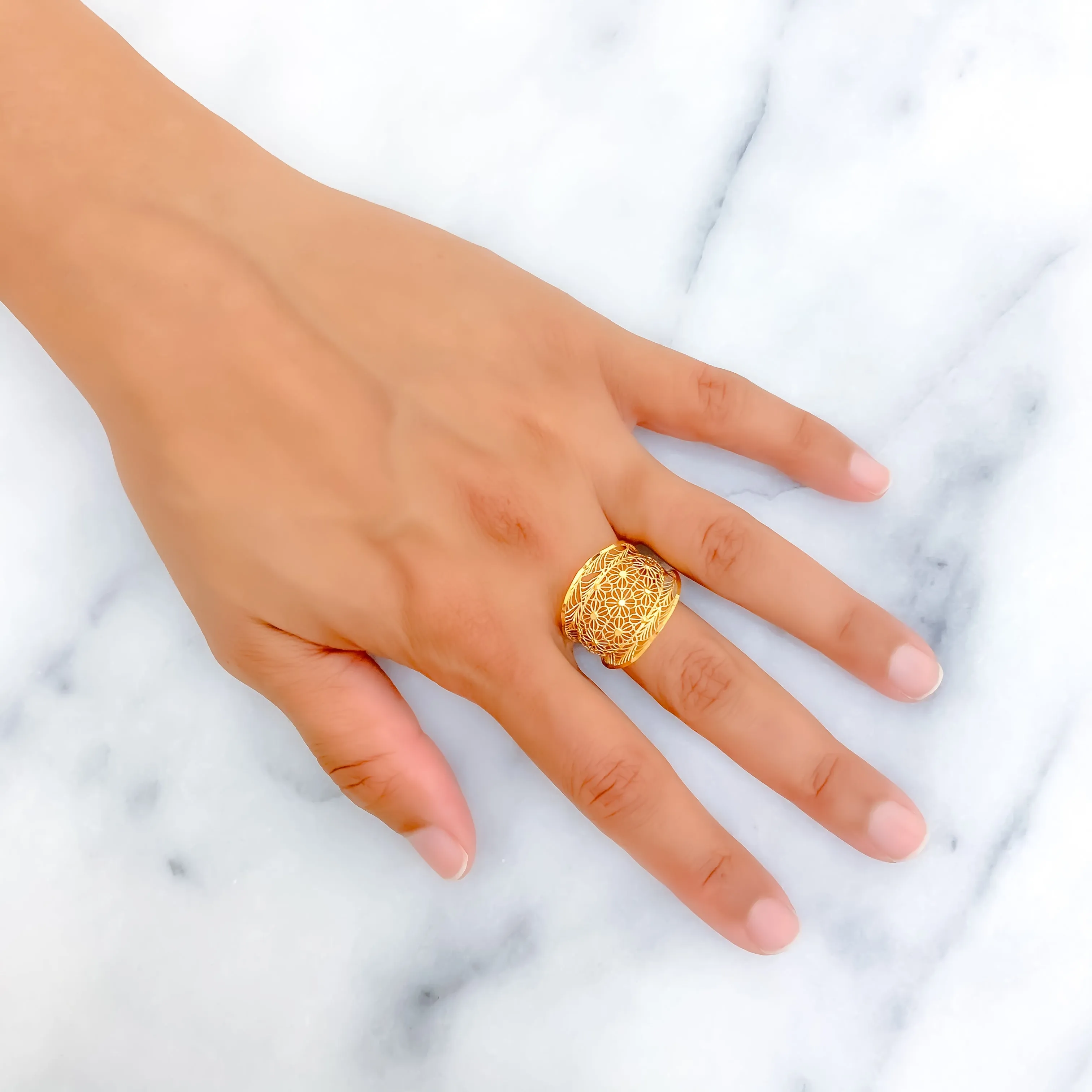 Ornate Filigree 21k Gold Artistic Ring