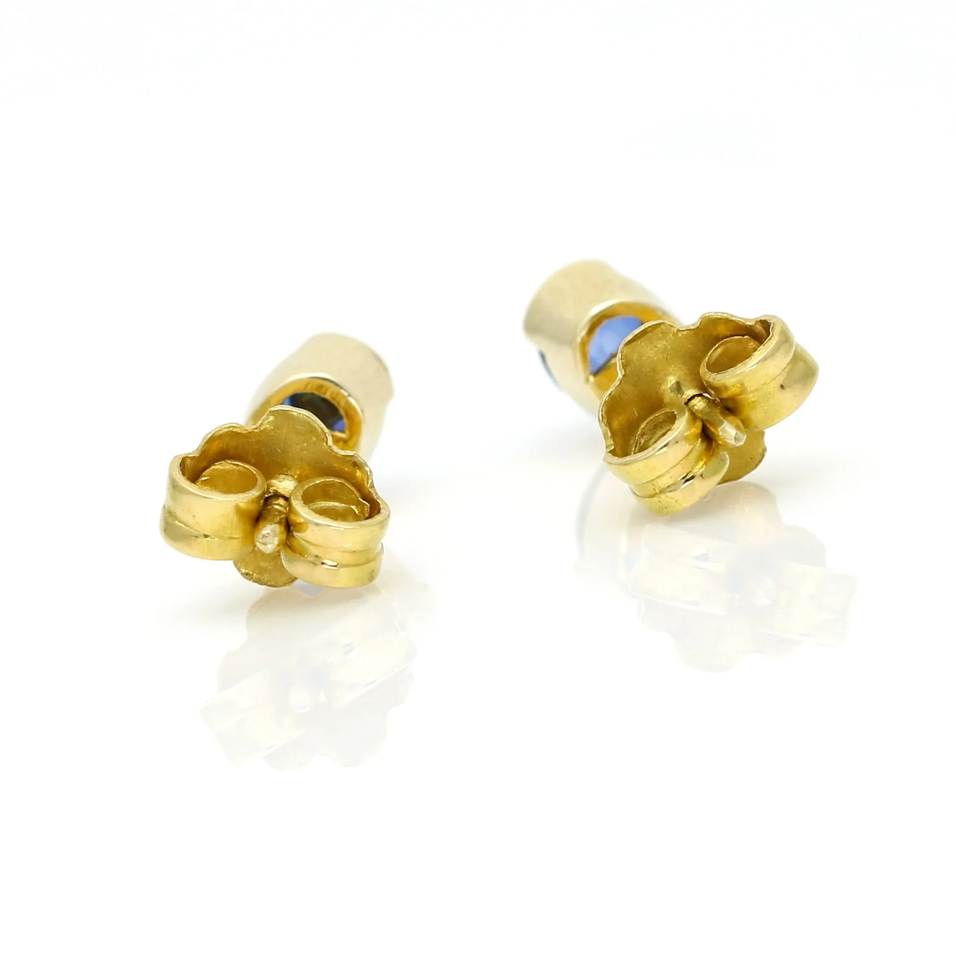 Oval Blue Sapphire Stud Earrings in 14k Yellow Gold
