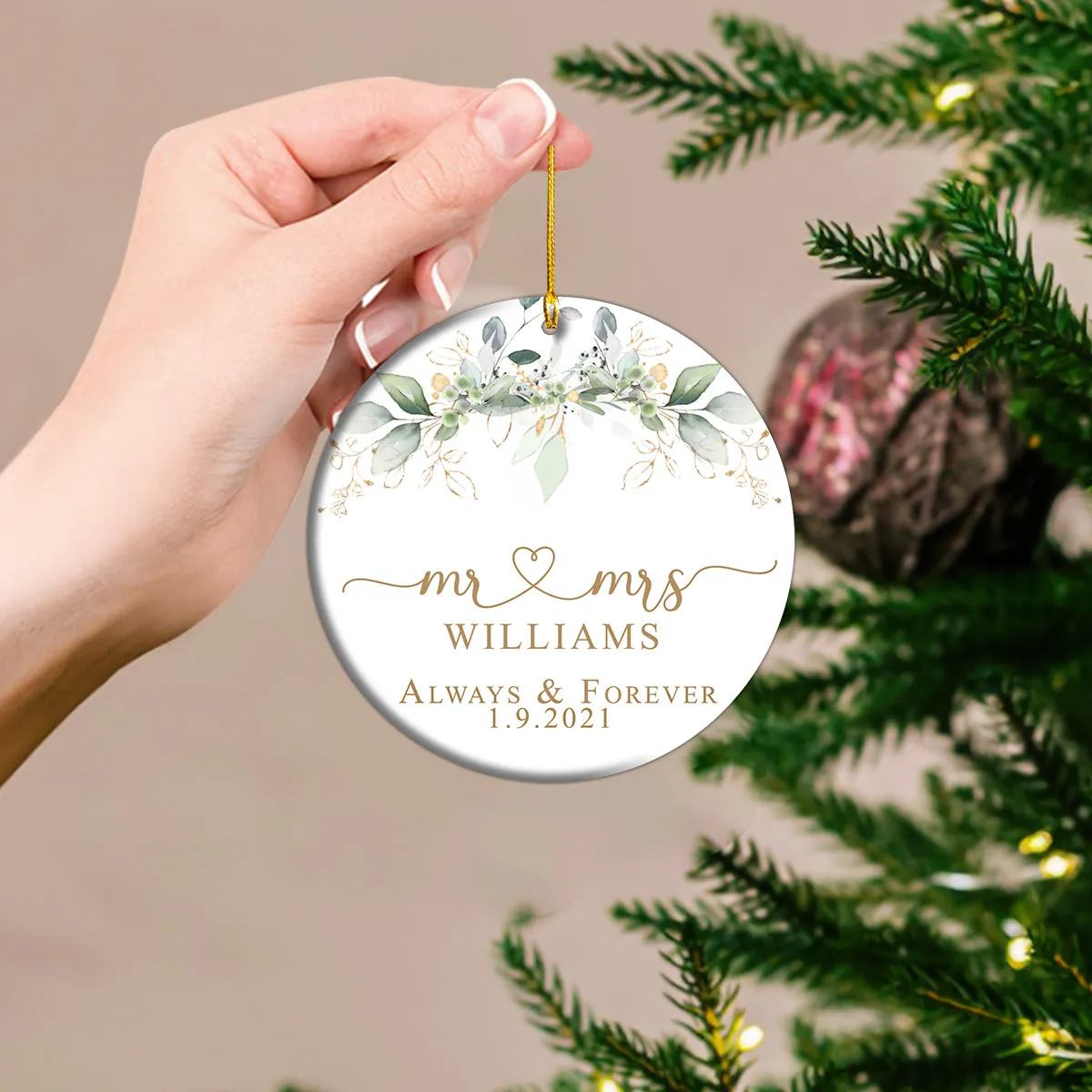 Personalized Mr & Mrs Circle Ornament Christmas Gift For Couples