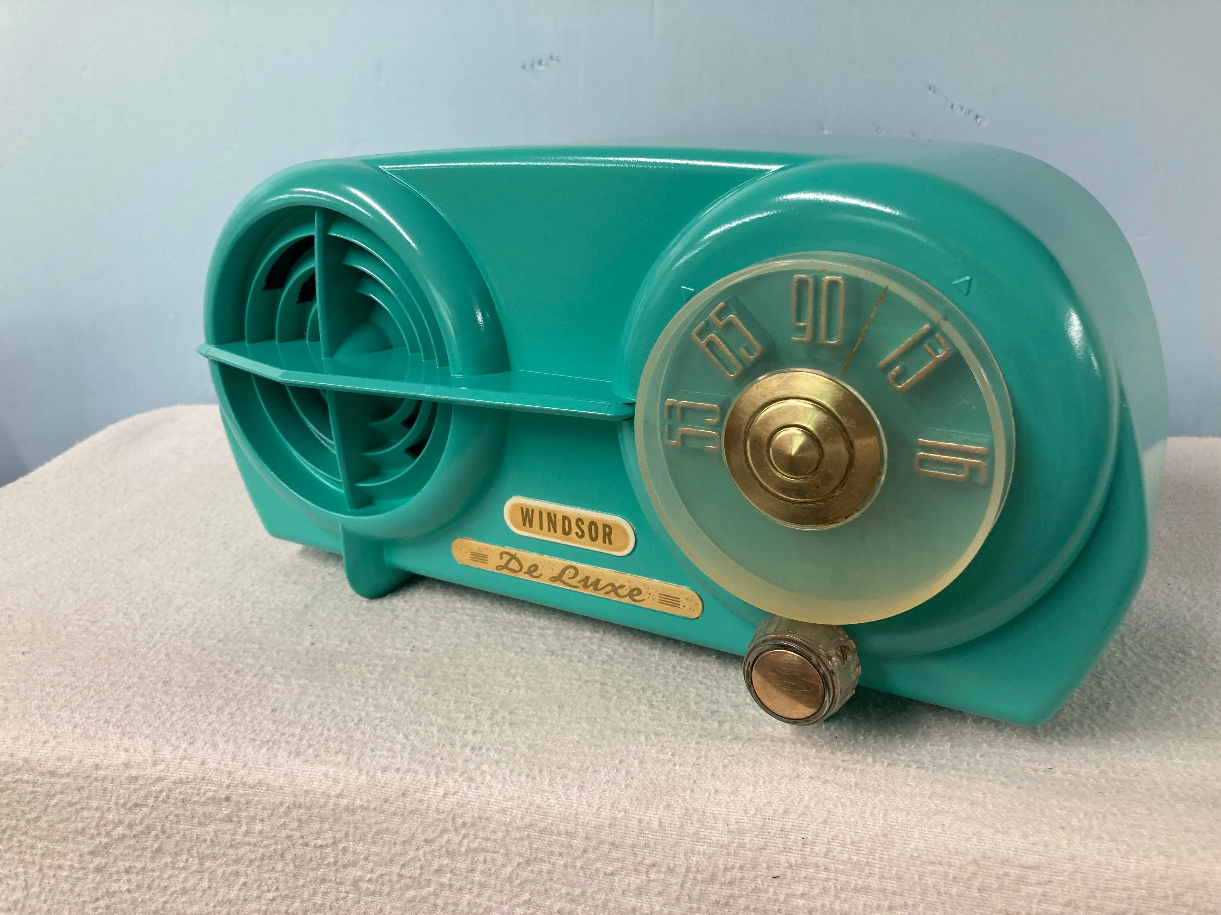 Rare Lifco l630 Tube Radio.