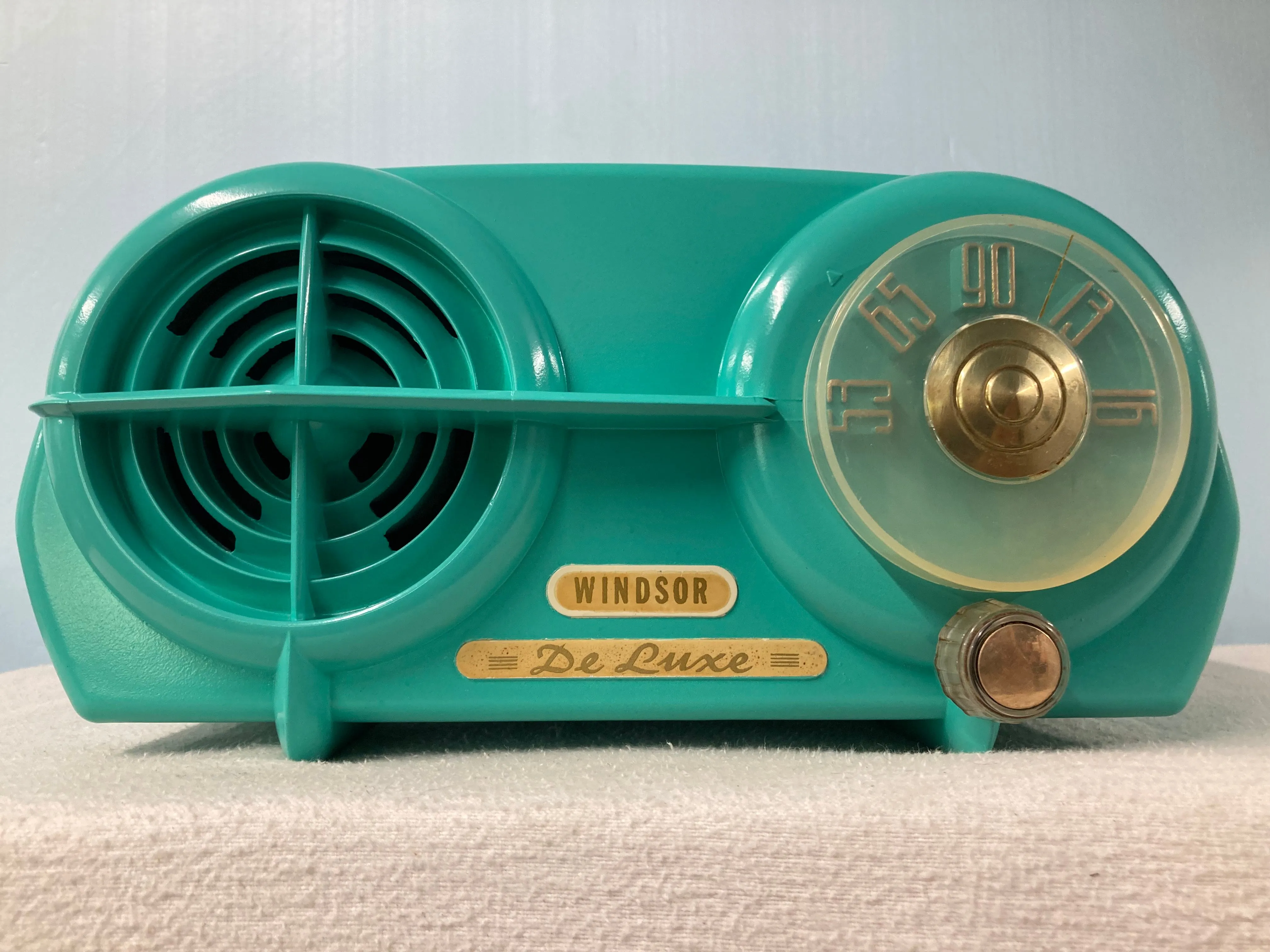 Rare Lifco l630 Tube Radio.