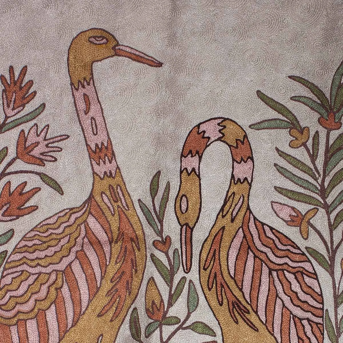 SWAN DESIGN SILK RUG 2 X 2.5 FT