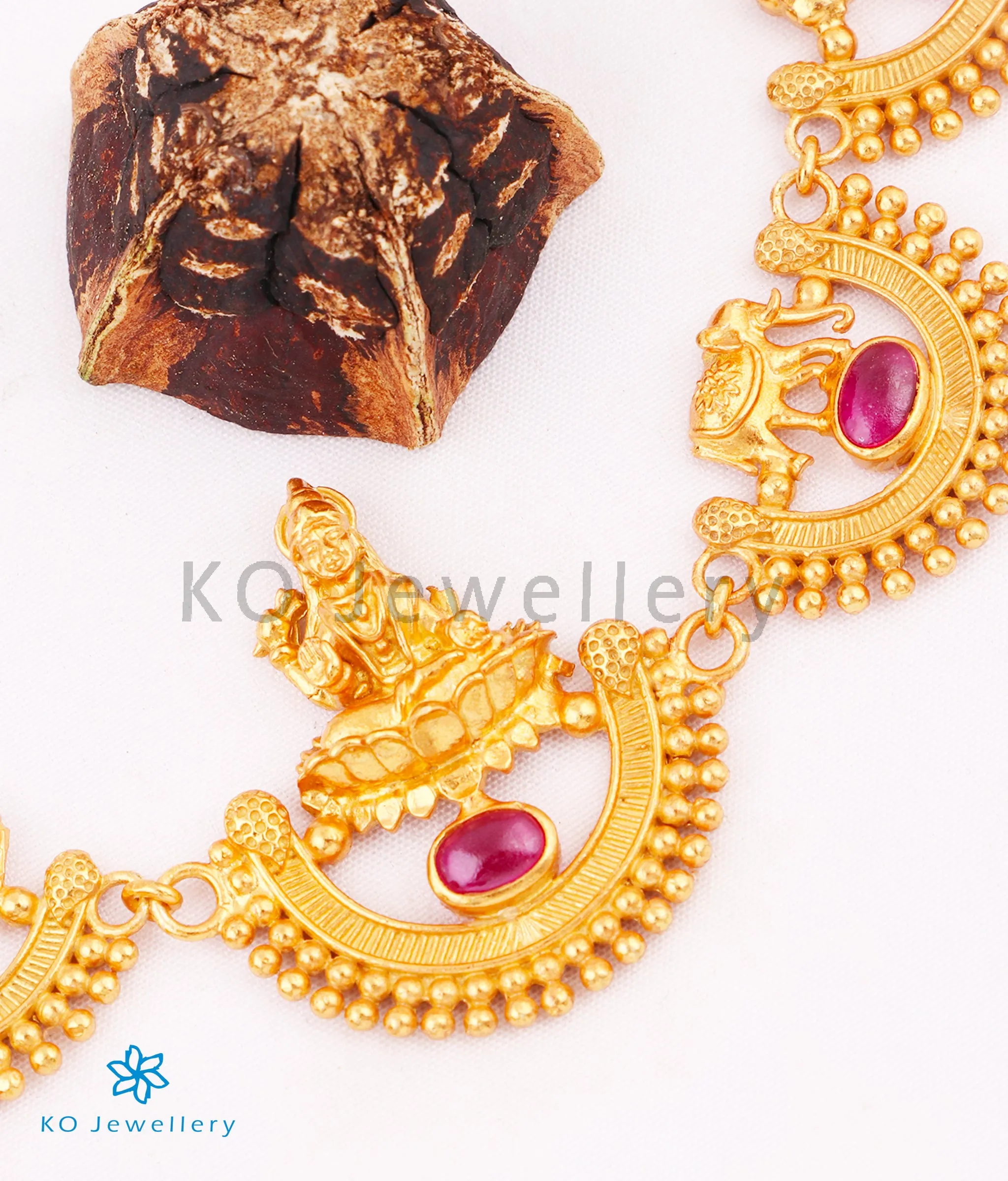 The Kaashvi Silver Lakshmi Necklace