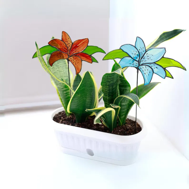Tiger Lily Plant Stakes