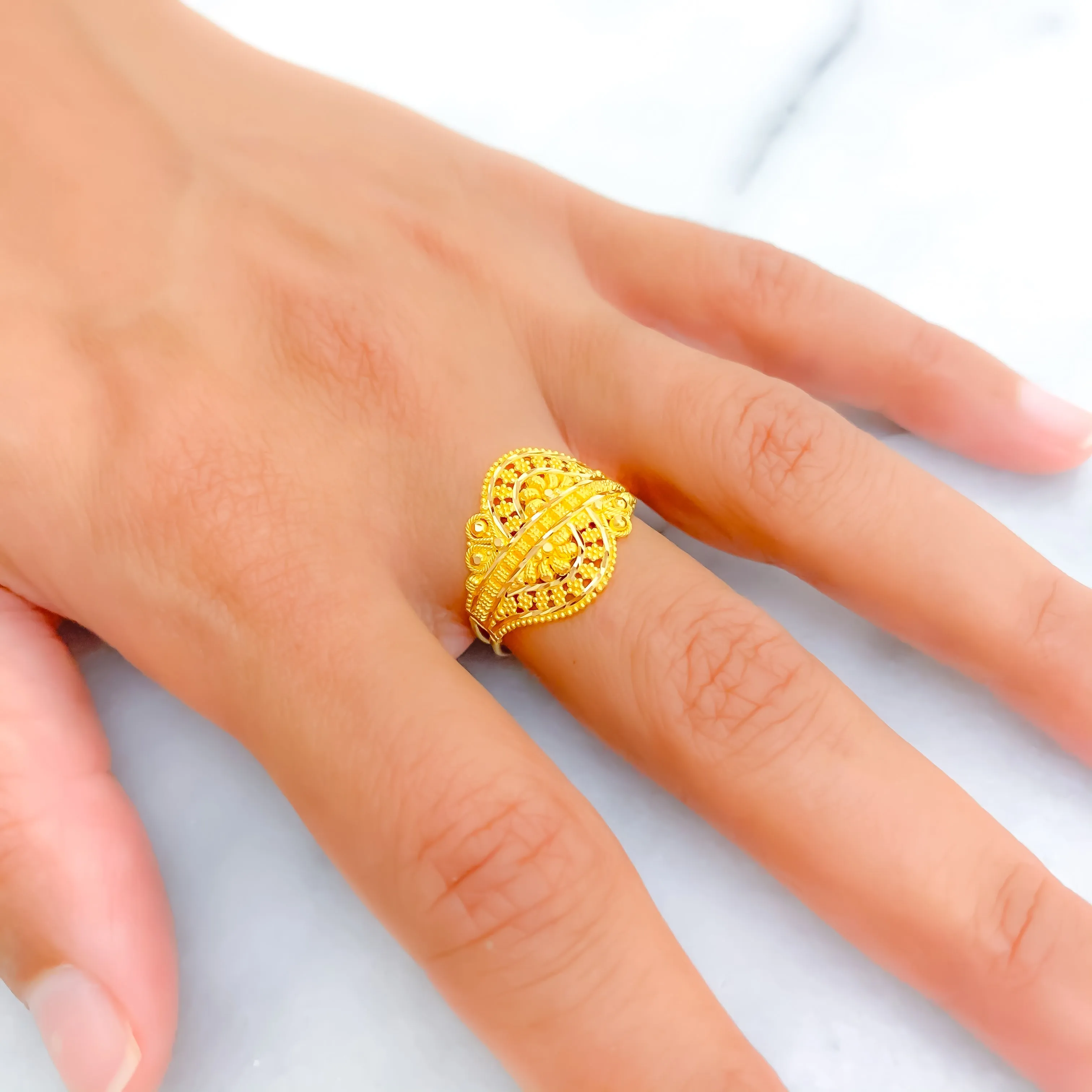 Timeless Artistic 22K Gold Ring