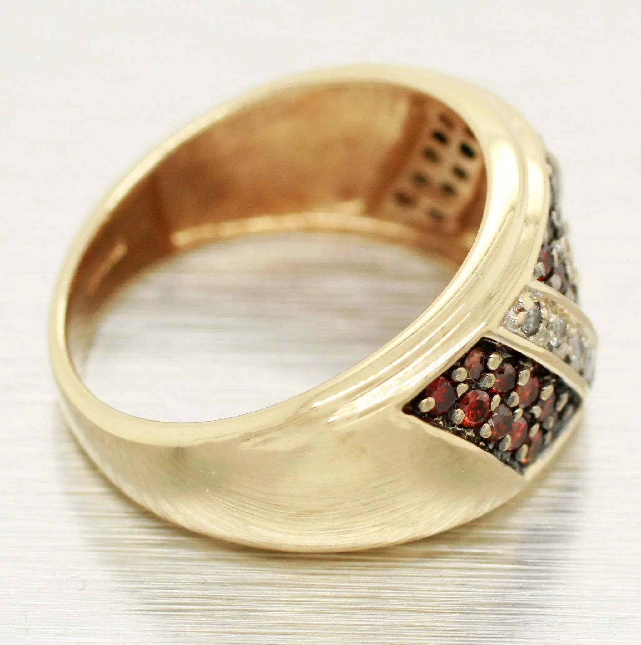 Vintage 0.23ctw Orange Diamond & White Diamond Pave Band Ring - 14k Yellow Gold