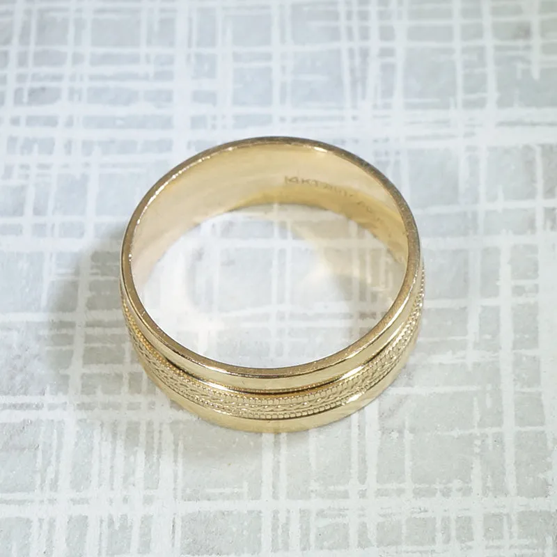 Wonderful Patterned Wedding Band from ArtCarved